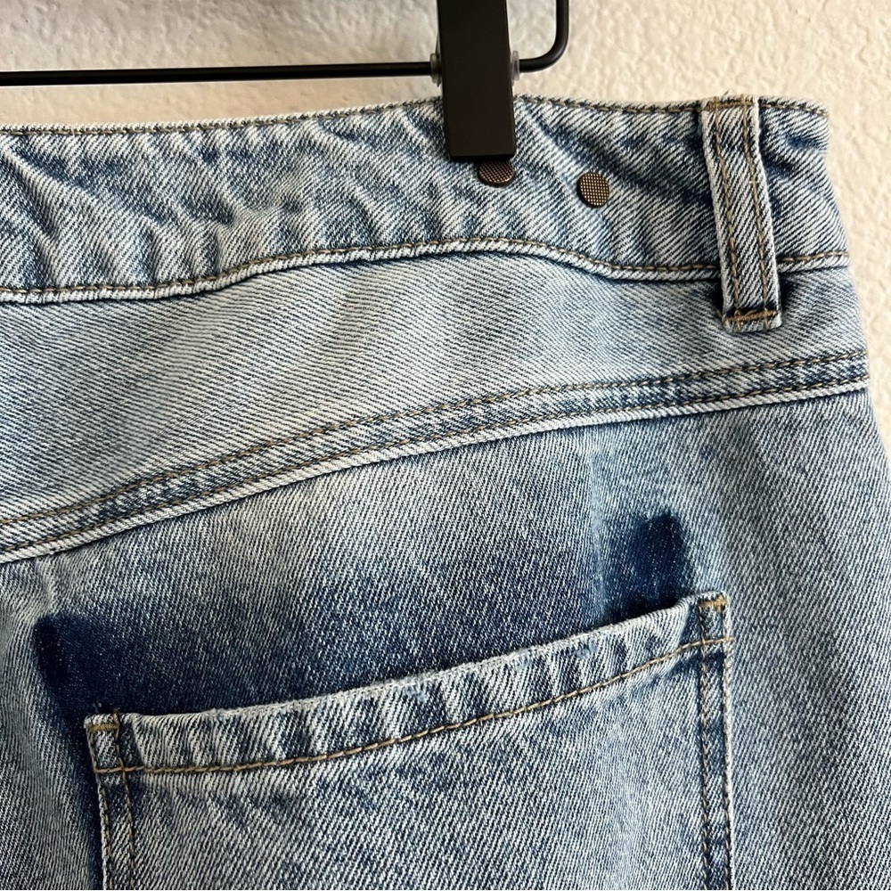 Cabi #6071 100% BF Jeans Size 12 - Picture 9 of 12